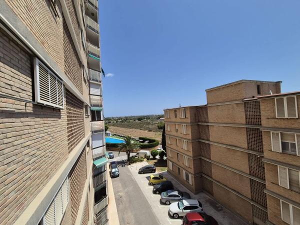 Piso en avenida de Dénia