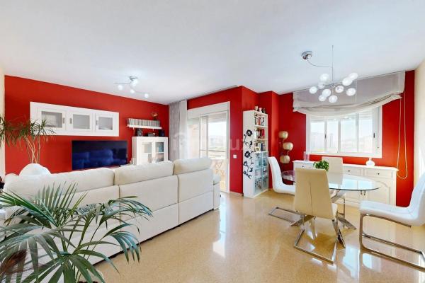 Piso en calle Sacerdote Isidro Albert