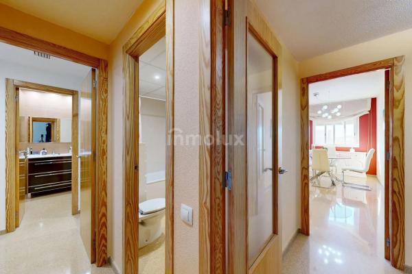 Piso en calle Sacerdote Isidro Albert