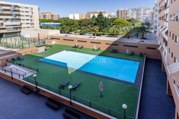 Piso en calle Sacerdote Isidro Albert