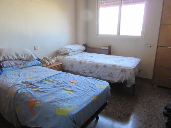 Piso en avenida Pintor Xavier Soler