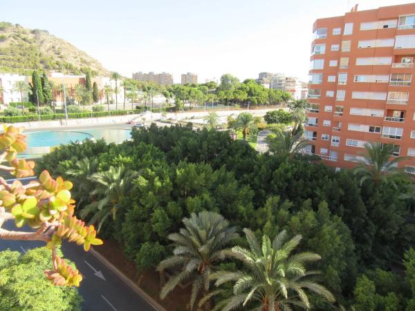 Piso en avenida Pintor Xavier Soler