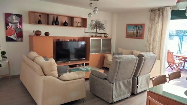 Chalet adosado en calle Juana Francés, 2