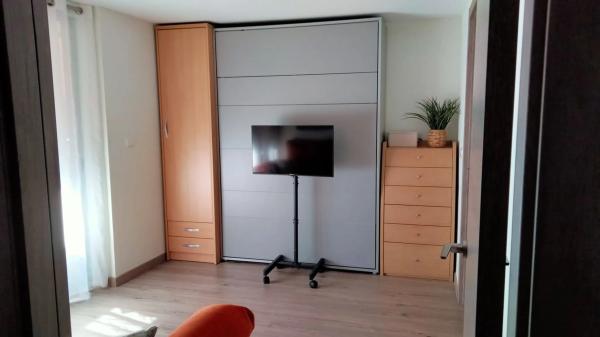 Chalet adosado en calle Juana Francés, 2