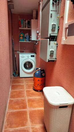 Chalet adosado en calle Juana Francés, 2