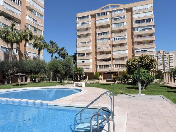 Piso en avenida Países Escandinavos