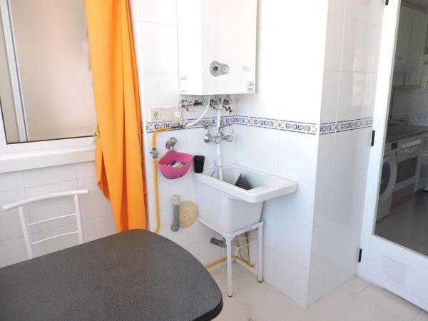 Piso en avenida Países Escandinavos