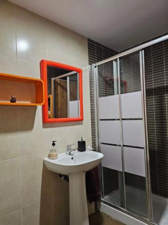 Piso en Barrio Carolinas Bajas