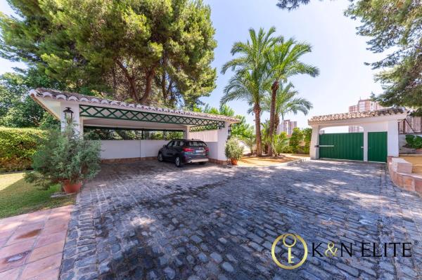 Casa independiente en calle de la Encina