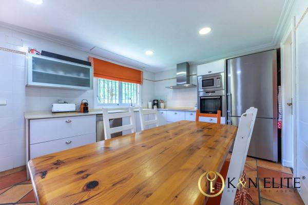 Casa independiente en calle de la Encina