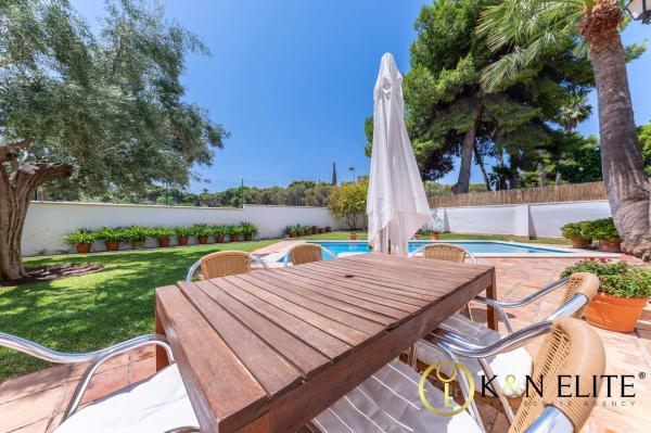 Casa independiente en calle de la Encina