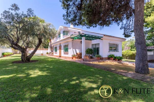 Casa independiente en calle de la Encina