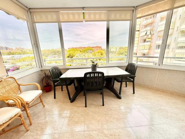 Piso en avenida Países Escandinavos