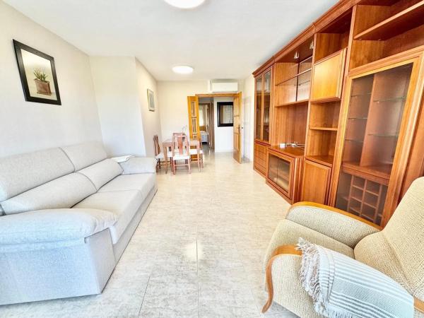 Piso en avenida Países Escandinavos