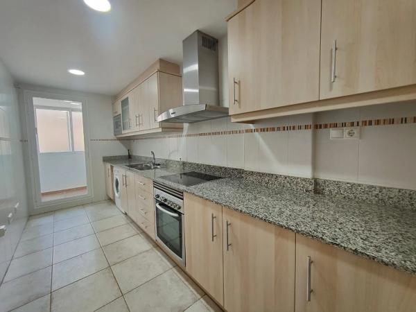 Piso en calle l'Aguila, 2