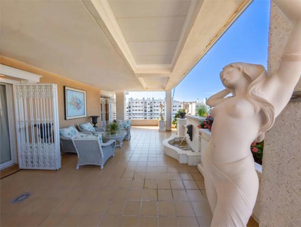 Ático en avenida Historiador Vicente Ramos