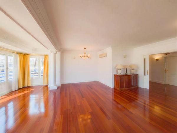 Ático en avenida Historiador Vicente Ramos