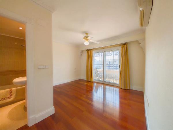 Ático en avenida Historiador Vicente Ramos