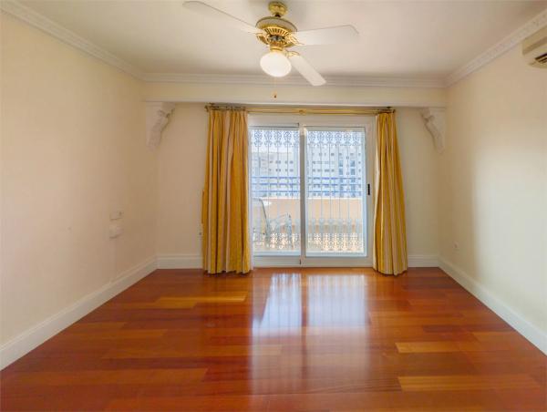 Ático en avenida Historiador Vicente Ramos