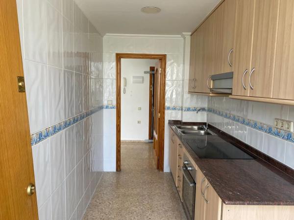 Piso en calle Arpón, 3