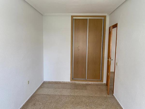 Piso en calle Arpón, 3