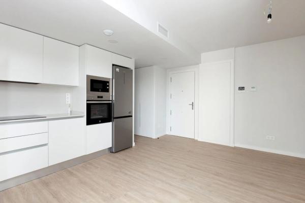 Piso en calle Juan Caturla Gosálvez