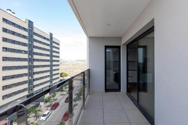 Piso en calle Juan Caturla Gosálvez