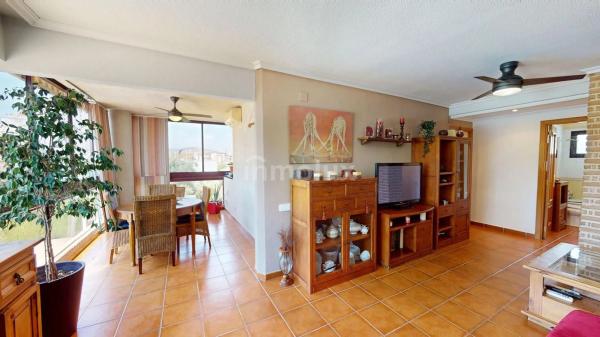 Piso en calle Arpón