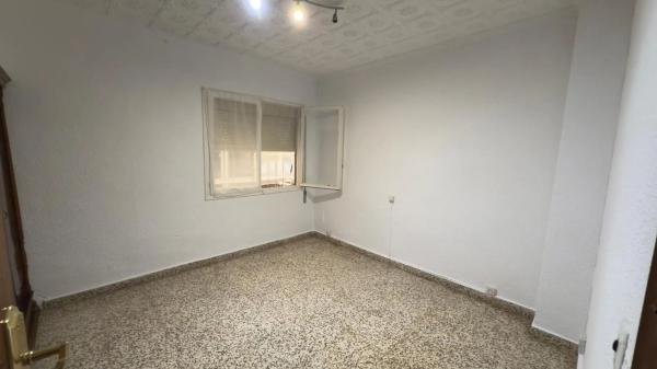 Piso en calle Aguas de Sax