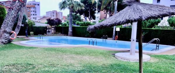 Chalet adosado en calle del Olimpo