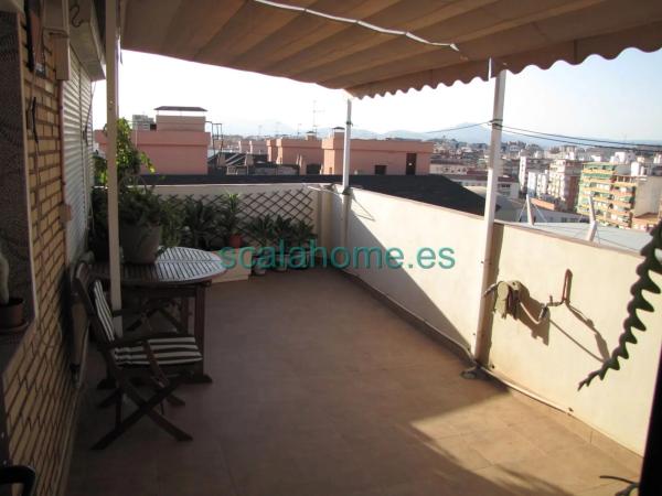 Ático en calle Doctor Sapena