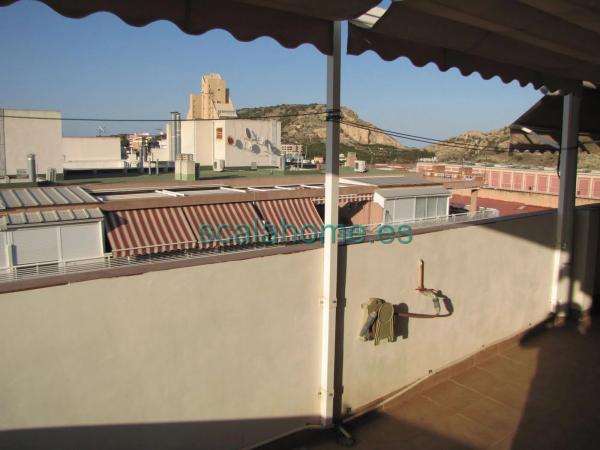 Ático en calle Doctor Sapena