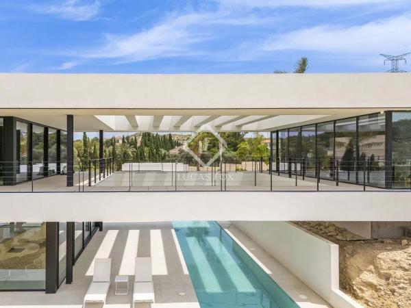 Chalet en Barrio Vistahermosa