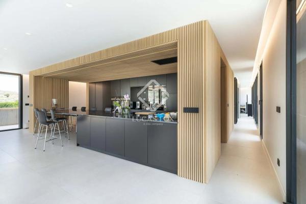 Chalet en Barrio Vistahermosa