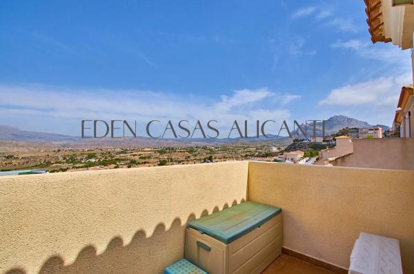 Chalet pareado en avenida Alcoy, 5 -45