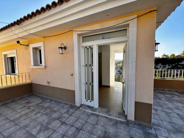 Casa independiente en calle Carrasqueta