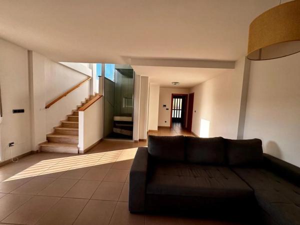 Casa independiente en calle Carrasqueta