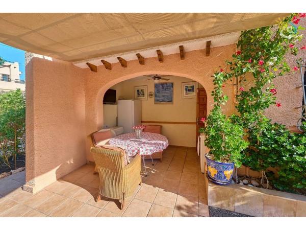 Casa independiente en calle d'Oriola