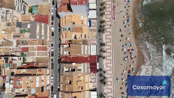 Casa independiente en calle Sant Pere