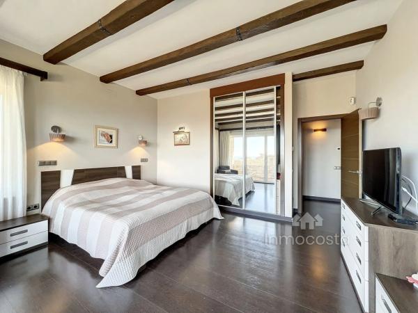 Casa independiente en calle Copenhaghen