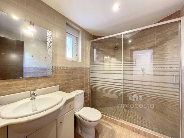 Casa independiente en calle Copenhaghen