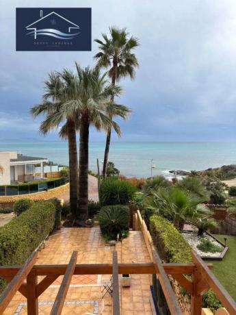 Chalet adosado en calle dels Morros Alts