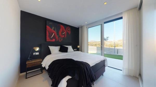 Casa independiente en calle Orión