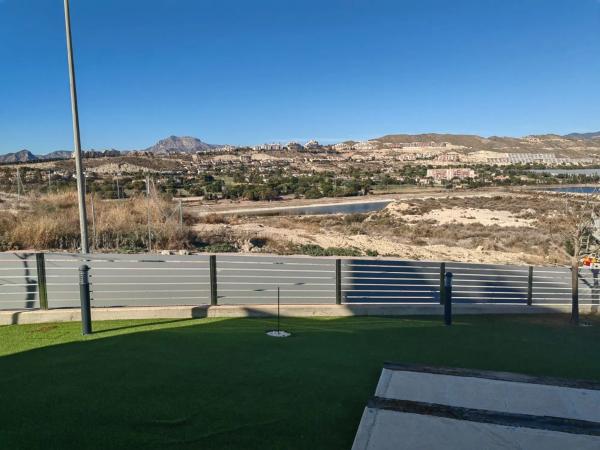 Casa independiente en calle Orión