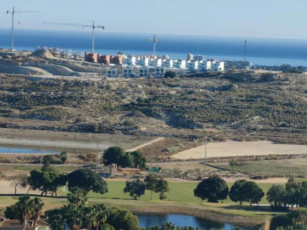 Casa independiente en calle Orión