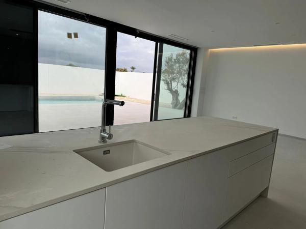 Casa independiente en calle Hernando de Soto, 32