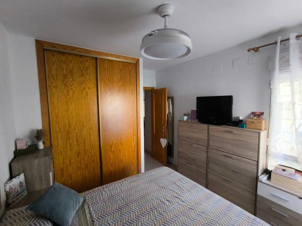 Piso en camino de fondo, 7