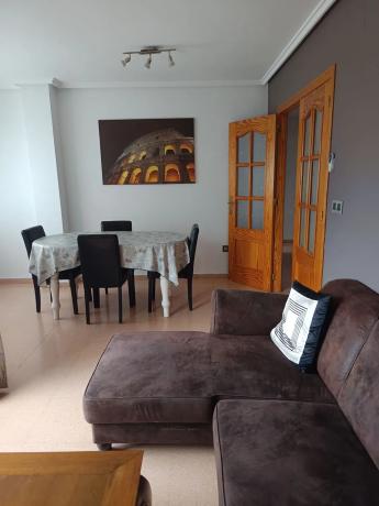 Piso en calle de Colón, 19