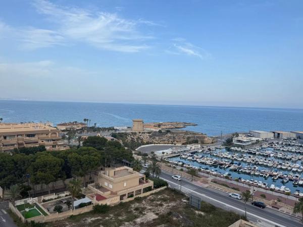 Ático en Cl Azorin, 10