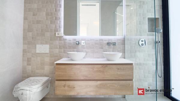 Casa independiente en calle Sant Sebastià